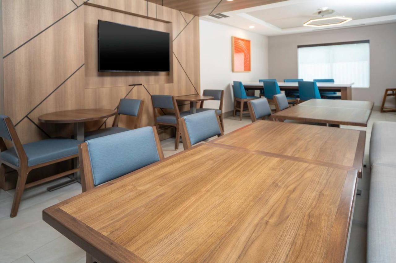 Holiday Inn Express And Suites Atlanta-Johns Creek By Ihg Екстер'єр фото